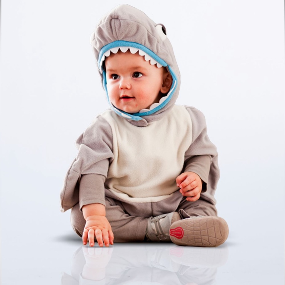 Pottery Barn Kids Baby Shark Halloween Costume Size 12-24 months.
